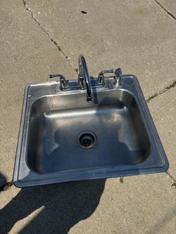 Kitchen sink