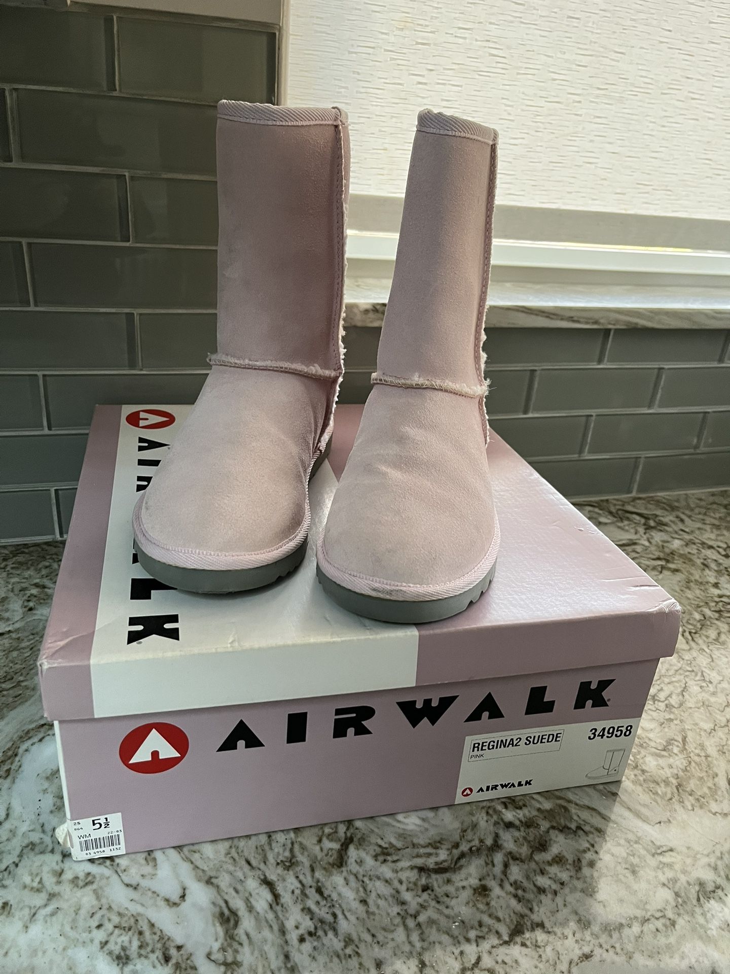 Suede Pink New Boots In Box SZ 5.5