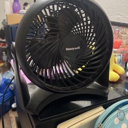 Honey Well Fan