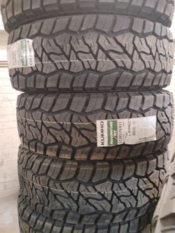 New set of tires 285 70 17 Kumho rt 285 70 17