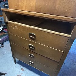 Stanley Vintage Midcentury Modern Dresser and Headboard/Footboard