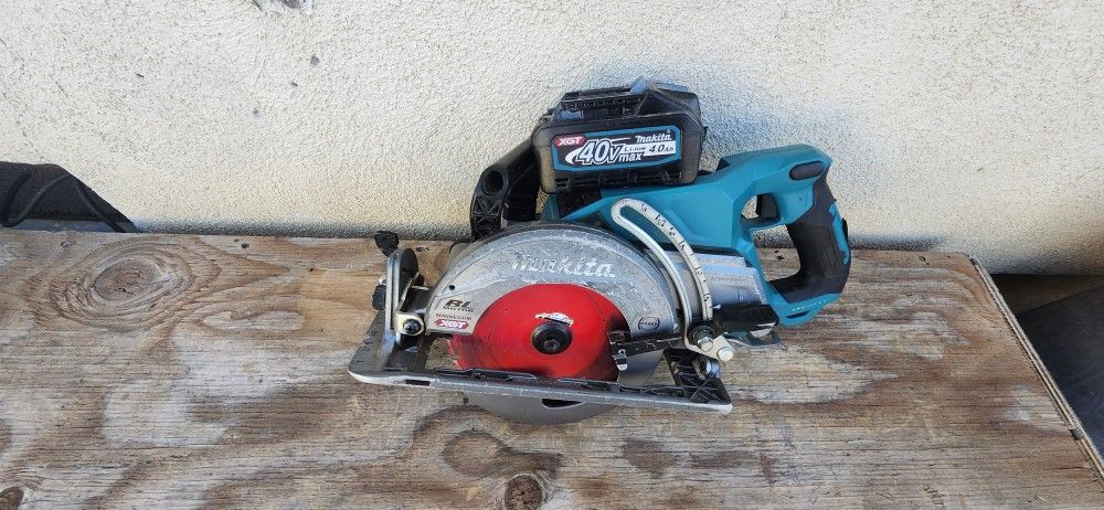 Makita Skillsaw 7 1/4 Blade 40v Avt Tool Battery 4ah