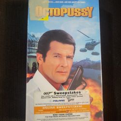 New In Package Vintage James Bond Octopussy VHS Cassette Tape! 
