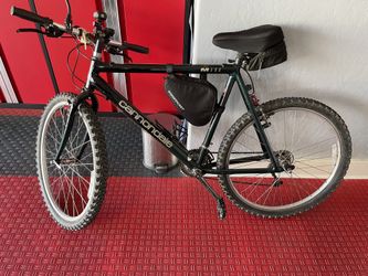 Cannondale M 500 Vintage Mountain Bike