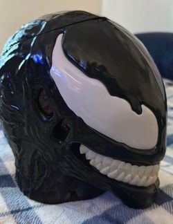 Venom The Last Dance Bucket