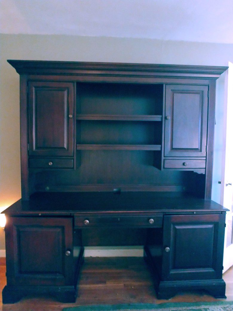 Wood Desk And Hutch