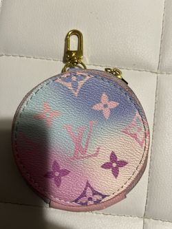 Good Condition Keychain Wallet Very Pretty For Spring 😍