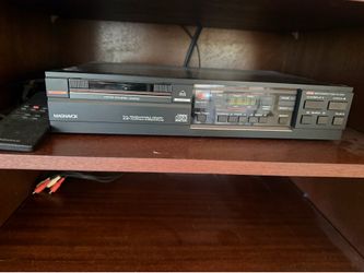 FREE - Vintage TEAC Cassette Deck + Magnavox CD Player (For Parts/Repair)