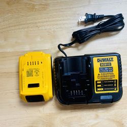New Original Dewalt 2aH Battery & Charger 12/20V DCB112 & DCB203