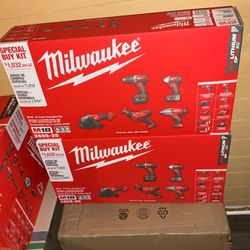 Milwaukee Tool Set