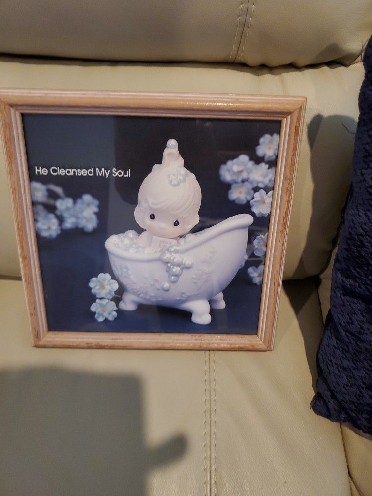 Precious Moment's Frame 11×11 Ea.
