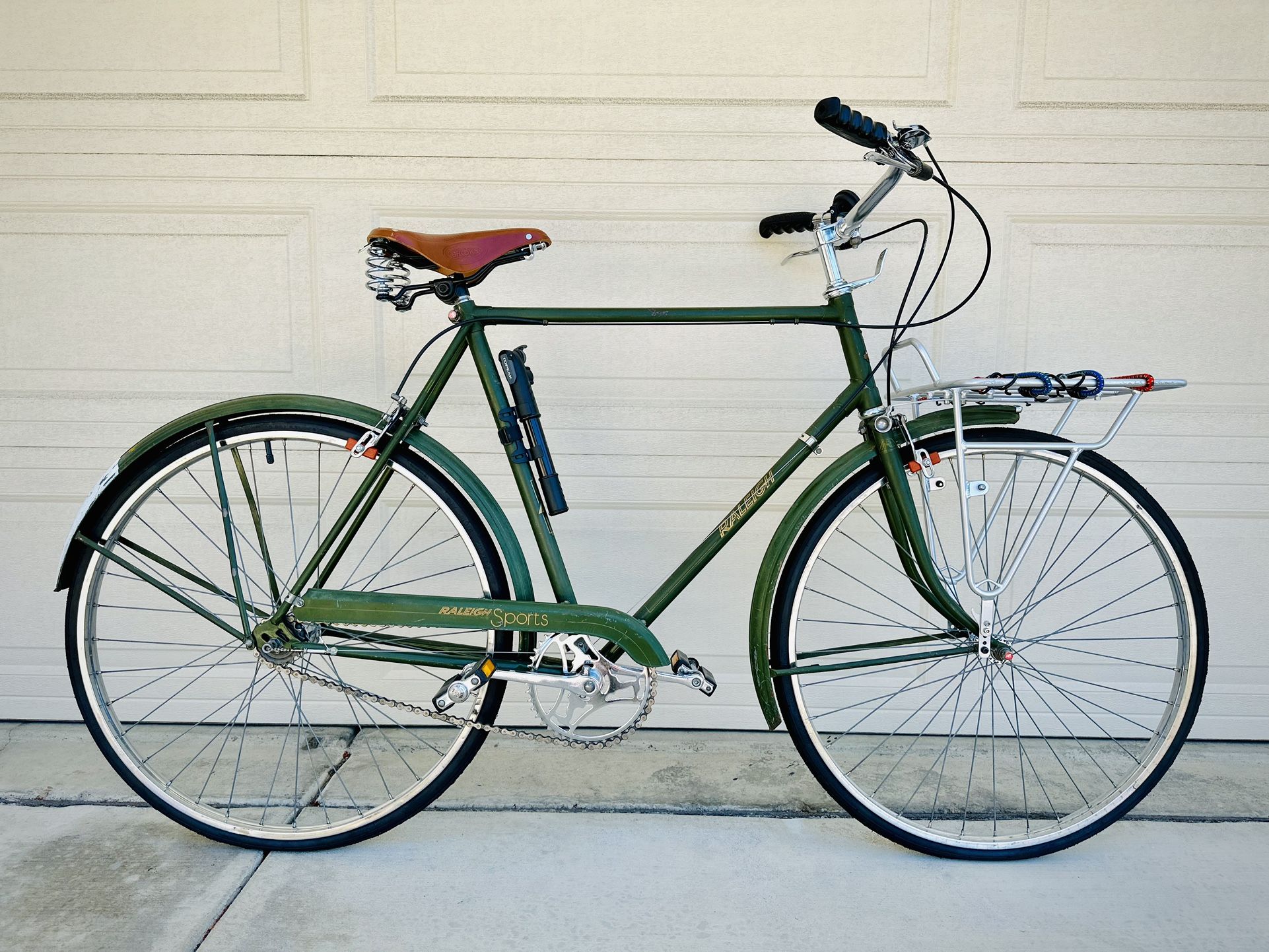 Vintage Raleigh Sport for Sale in San Marcos, CA - OfferUp