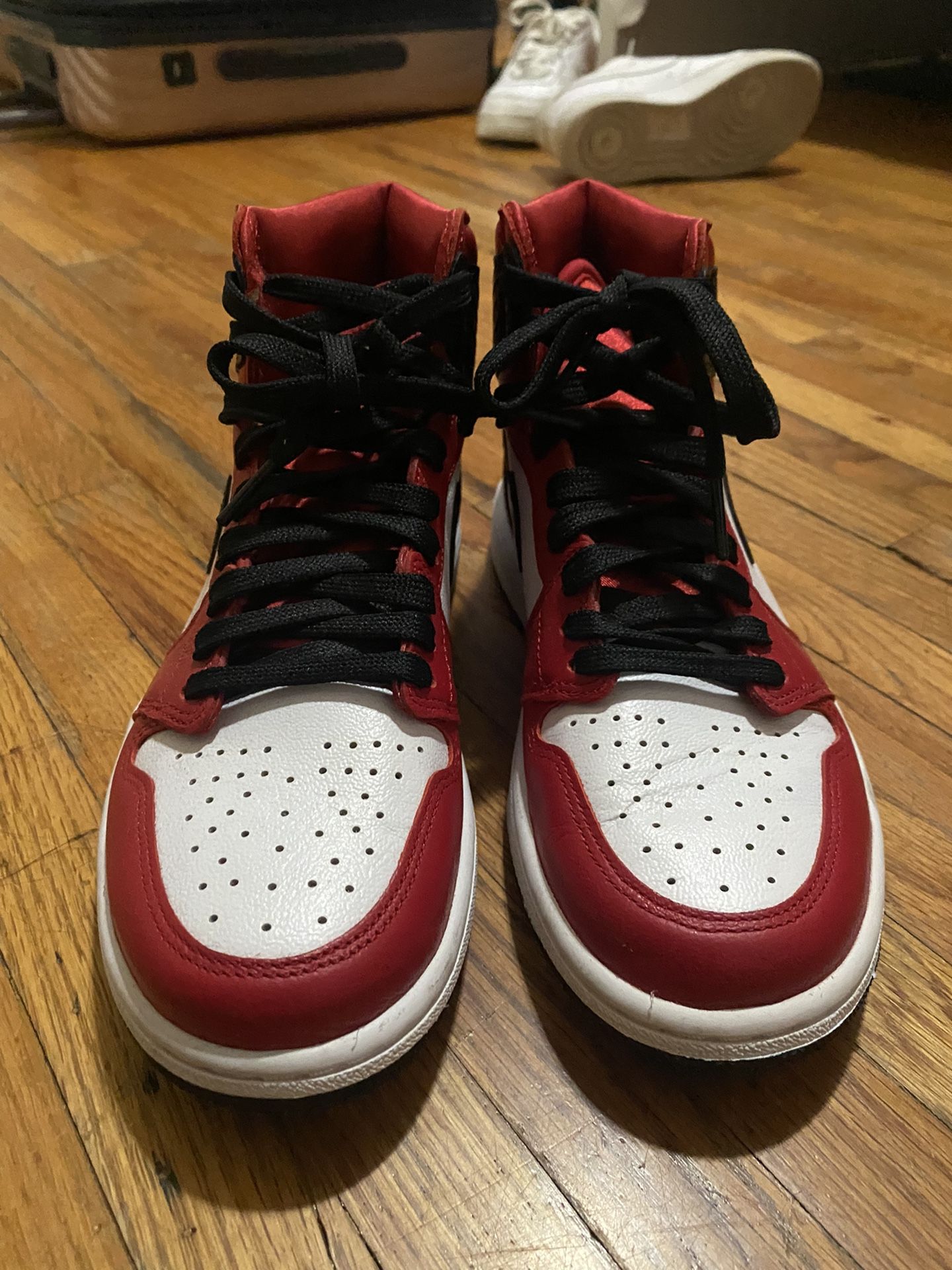 Jordan Retro High Snakeskin Chicago (W)