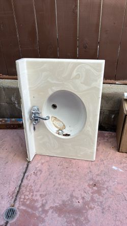 Free Sink