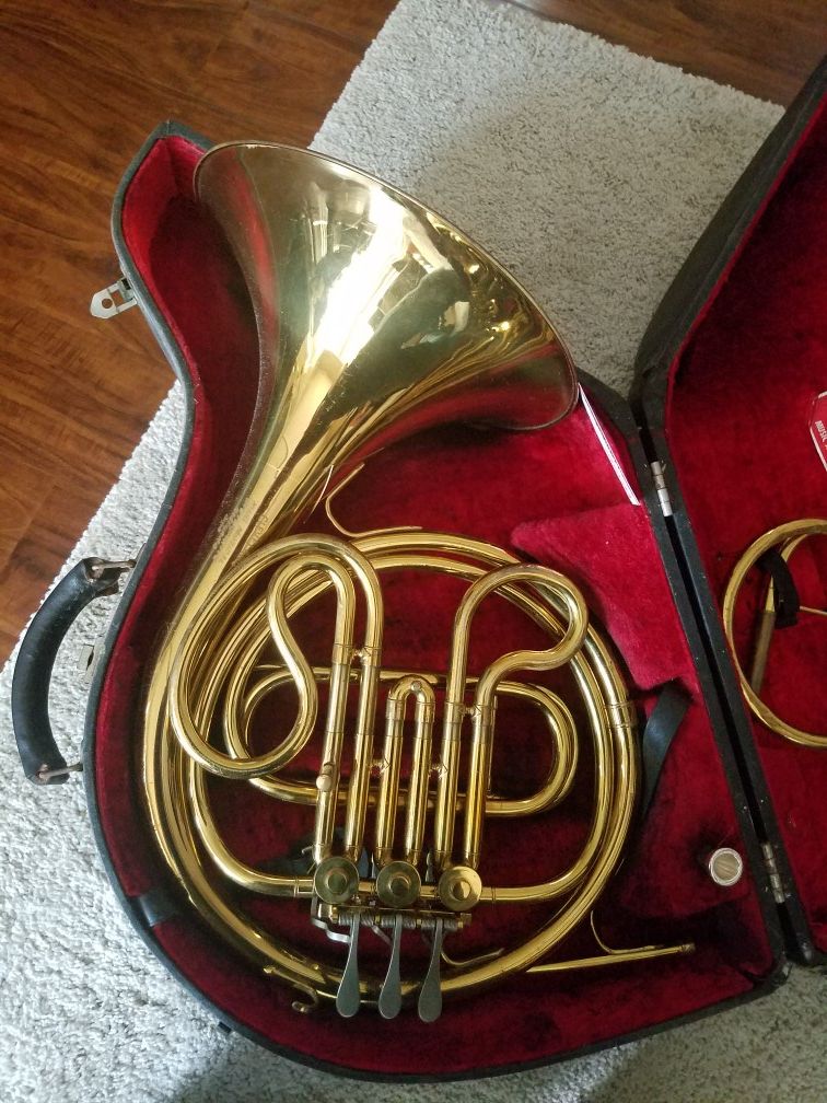 King Cleveland Single French Horn