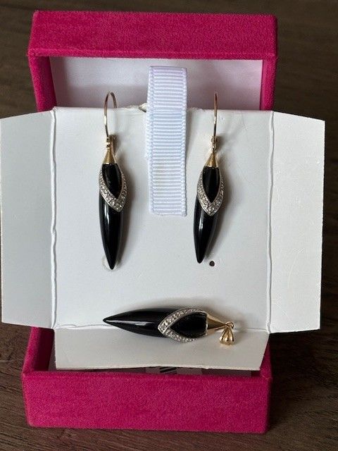 10k Gold Onyx And Diamond Earrings With Matching Necklace Pendant 
