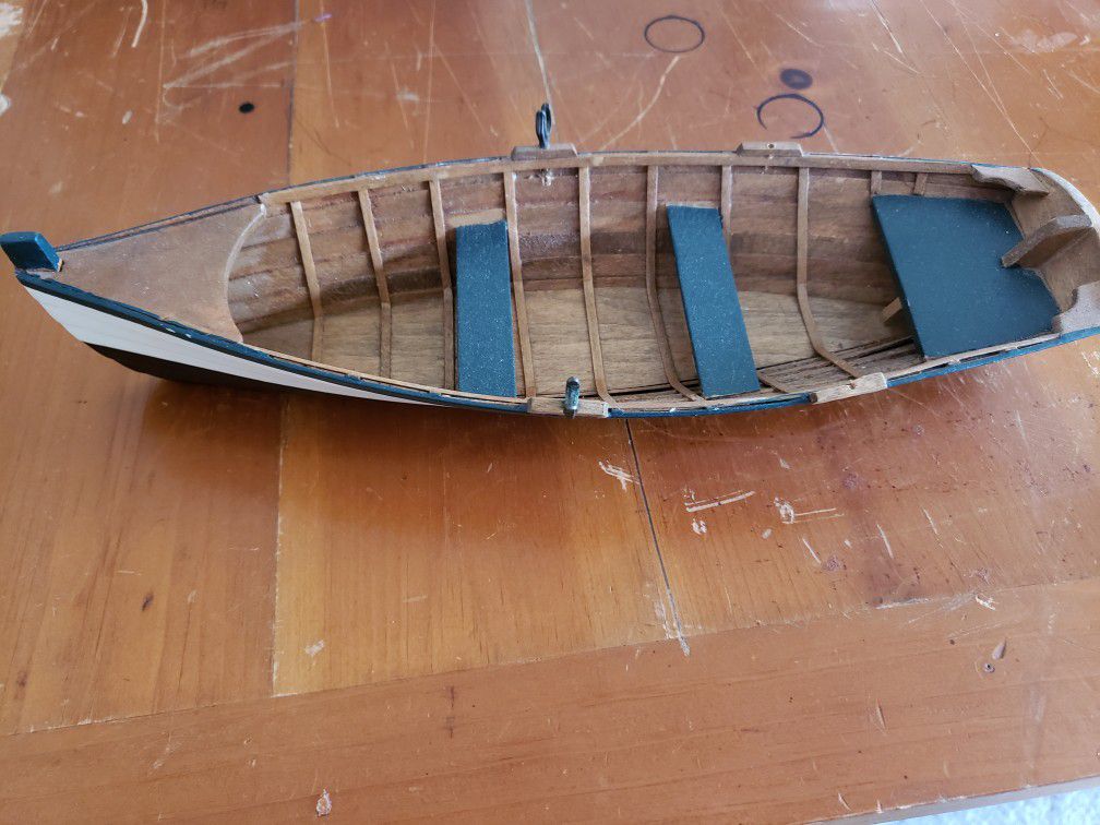 Model rowboat