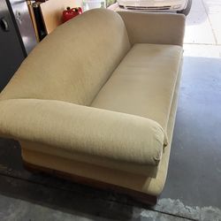 Couch Beige