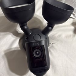 Ring Floodlight Cam Pro Wired 