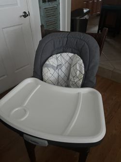 Graco Feeding Booster