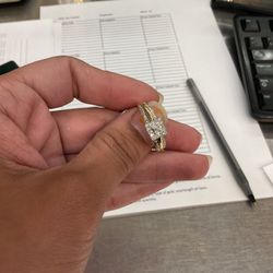 10k YG Engagement Ring 