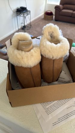 Brand New Ugg Slippers Size 9