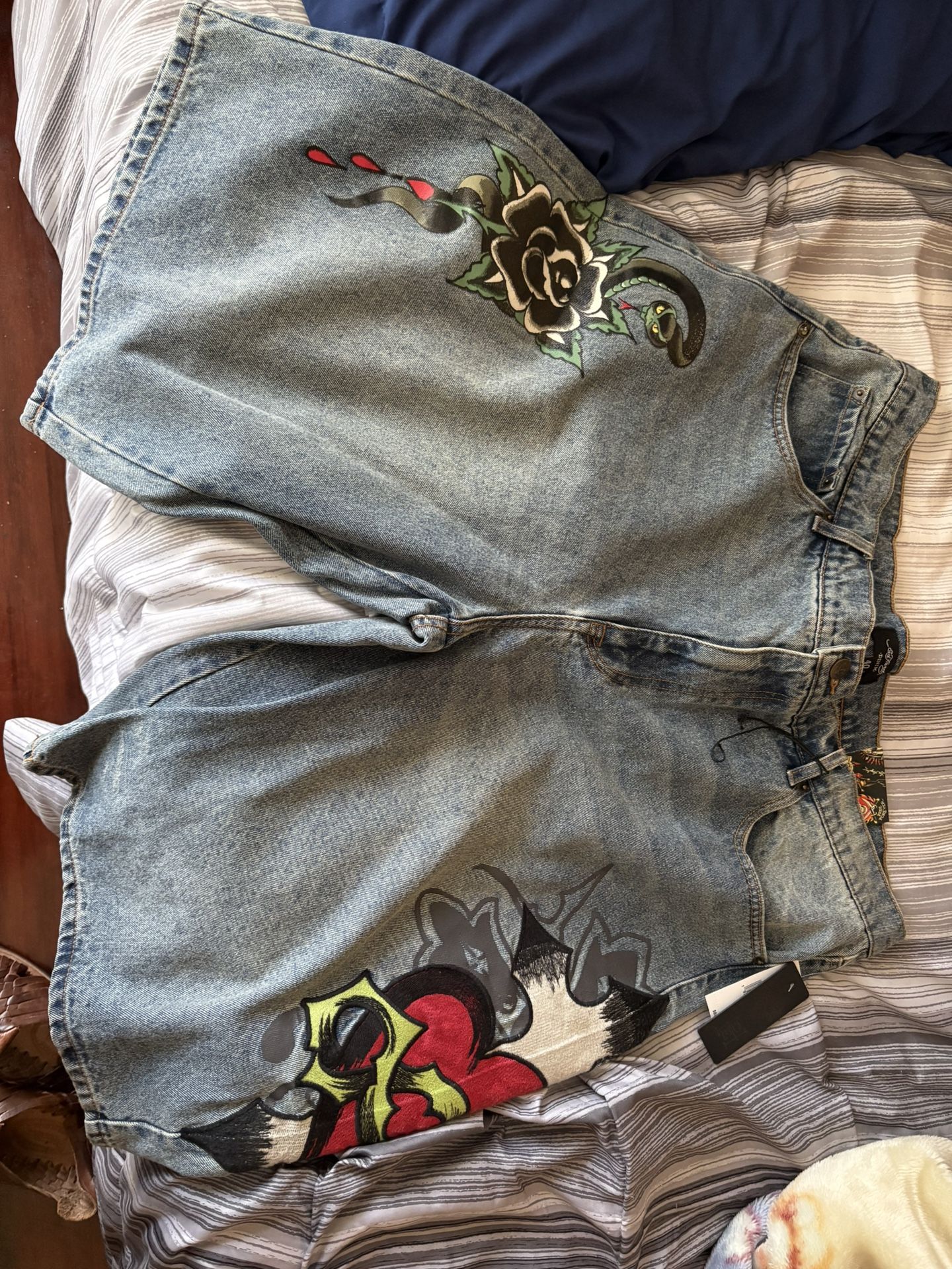 Ed hardy sacred heart denim shorts