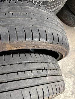 235/35R20 2 used tires