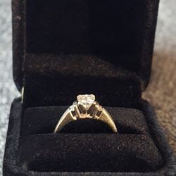 Jared natural princess cut diamond ring