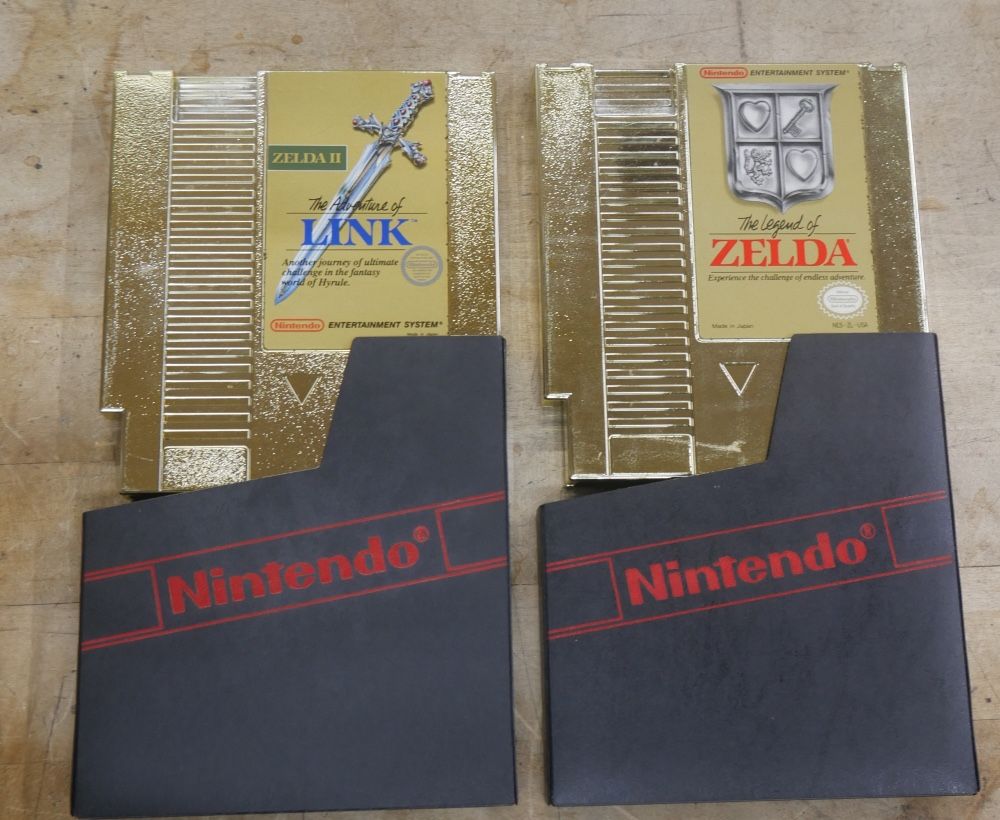 Zelda II: The Adventure of Link (NES) Gold Cartridge & The Legend of Zelda MINT. WITH NINTENDO SLEEVES.
