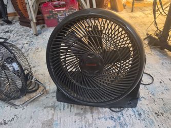 Honeywell & Lakewood Floor Cooling Fans