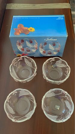 Mikasa Set of 4 crystal fruit bowls