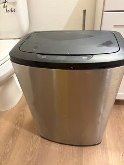 Free Metal trash can
