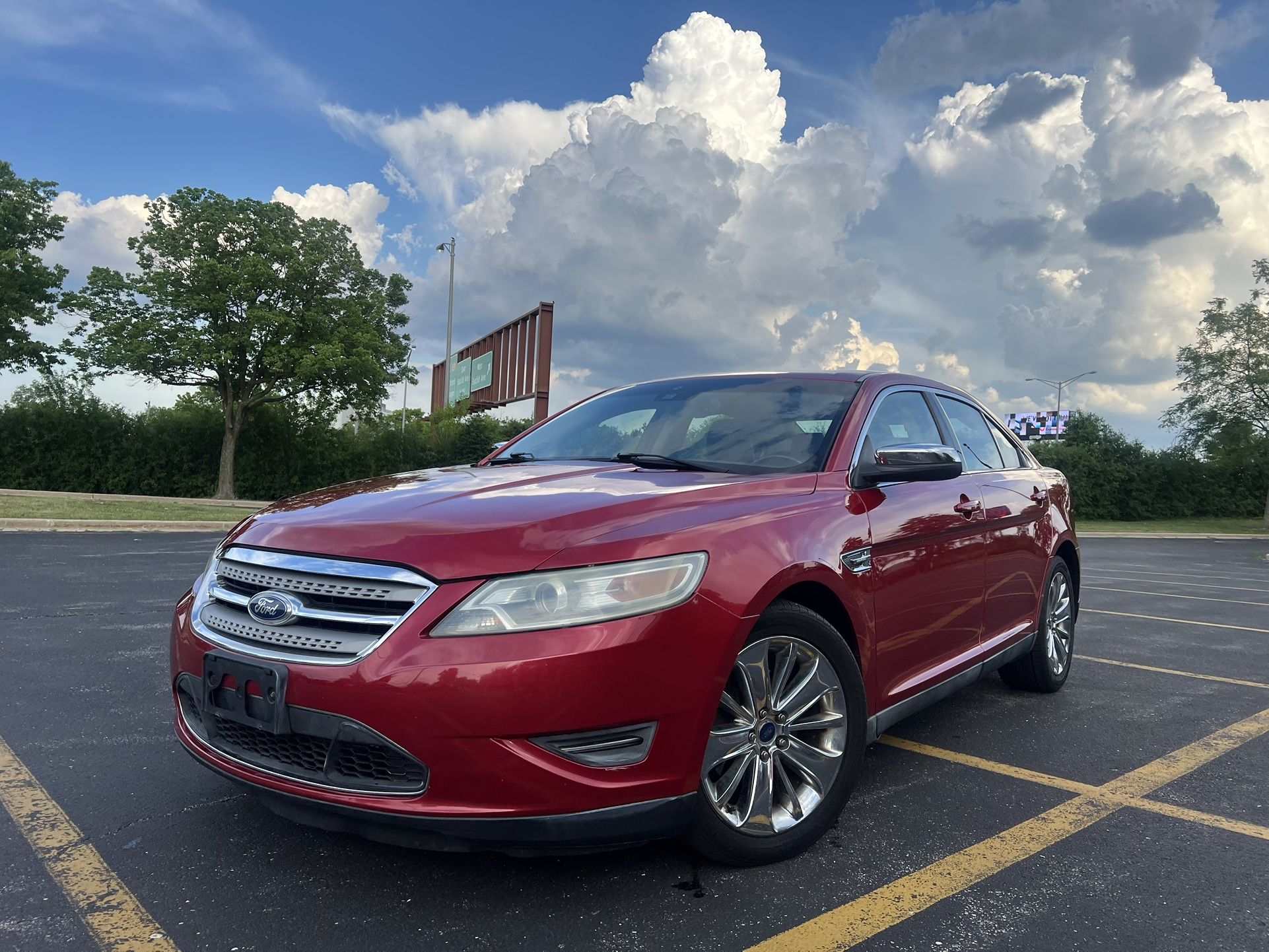 2010 Ford Taurus