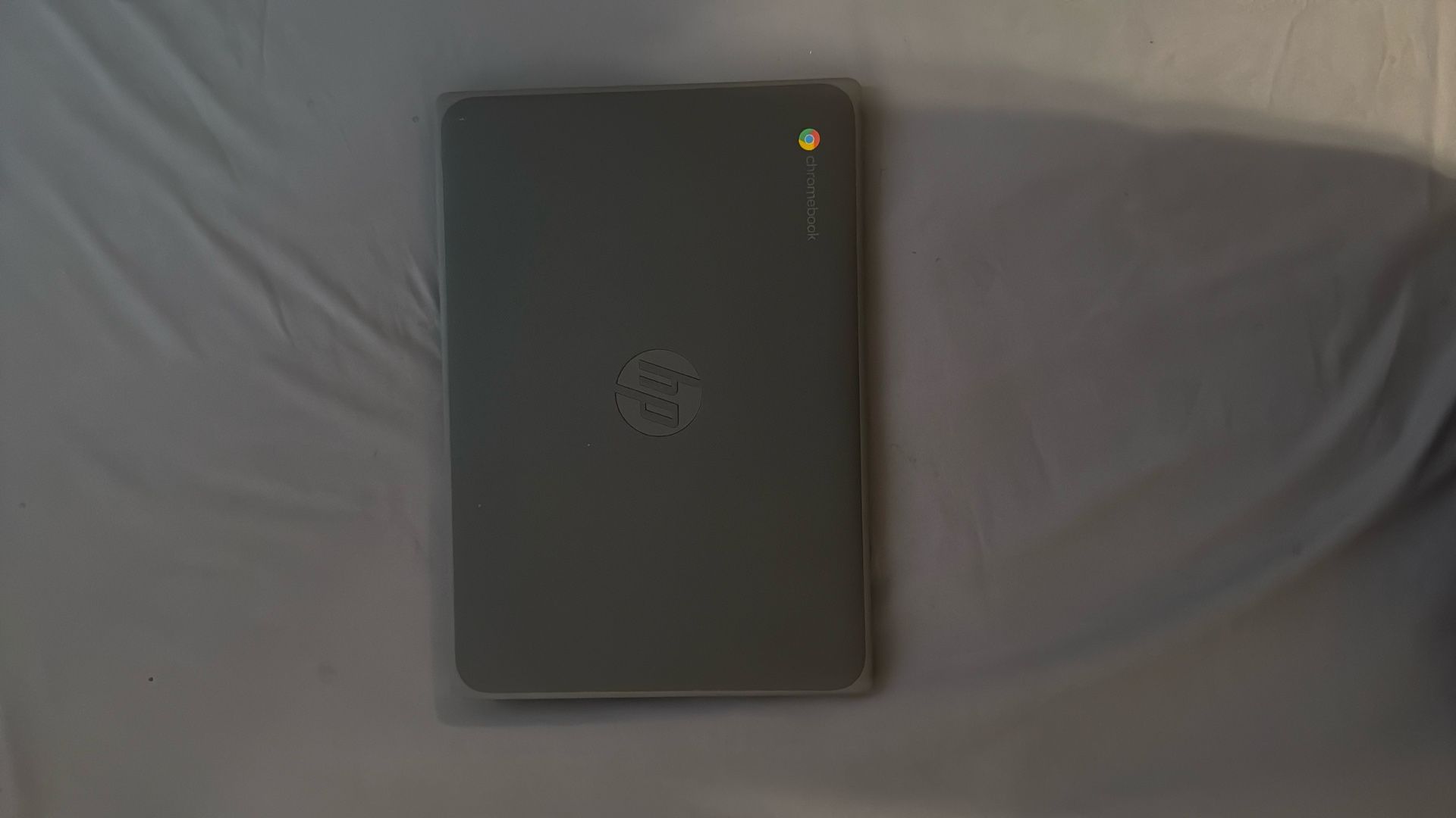 Hp Chrome Book With Charger