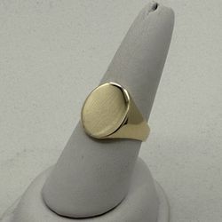 Yellow Gold Signet Ring