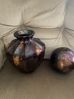 Decorative Ceramic Vase And Ball
