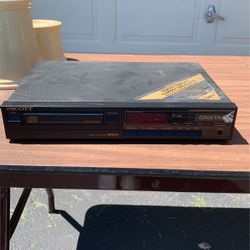 Scott CD Player