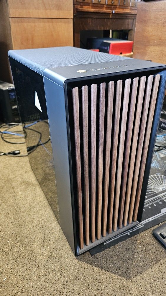 *NEW* AMD Ryzen 9 9950X3D 16-Core Workstation w/ RTX 5090 + 64GB DDR5 RAM (Upgradeable To 256GB) + 2TB Gen4x4 NVMe SSD