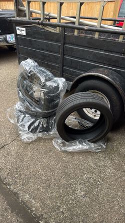 235 / 40 r18 Goodyear Eagle Sport All Season