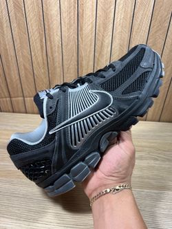 Nike air zoom Vomero 5