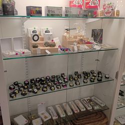 🔥🔥🔥Men and Women fashion jewelry‼️🔥🔥🔥🔥