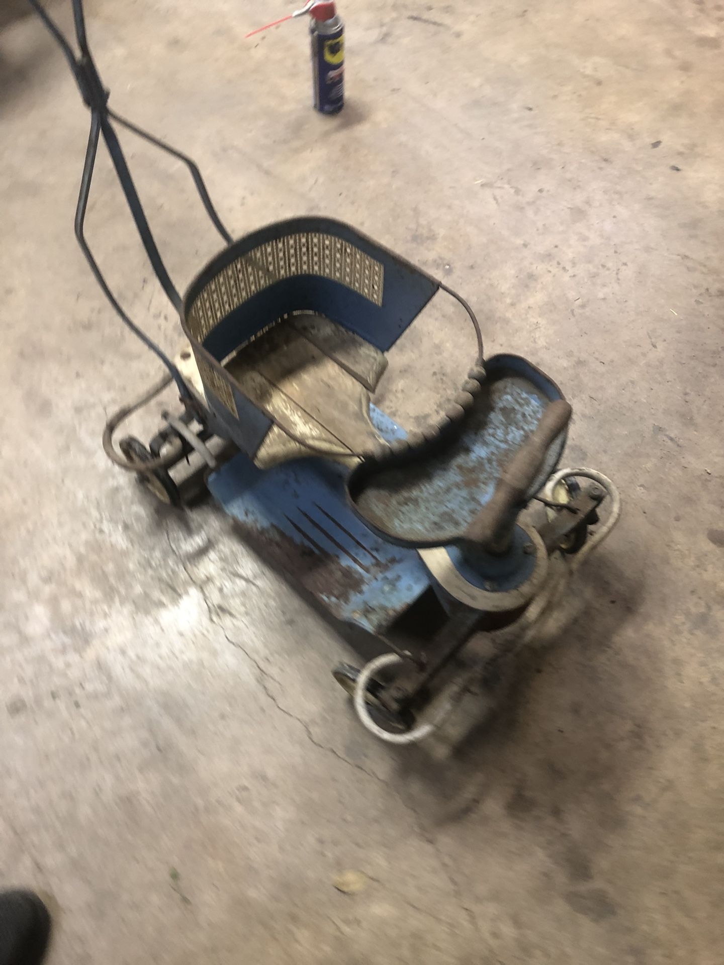 Vintage 1940s Taylor Tot Stroller Original non-restored Condition.