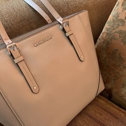 Michael  Kors 