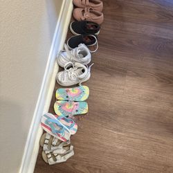 FREEE - Grab Bag Of Baby Shoes - Size 3-5