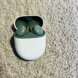 Google Pixel Earbuds In Great Condition 40$