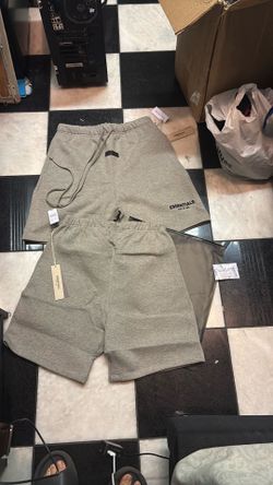 Dark Oatmeal Essential Shorts