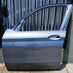BMW X3 LEFT FRONT DRIVER DOOR 2018 19 20 21 22 23