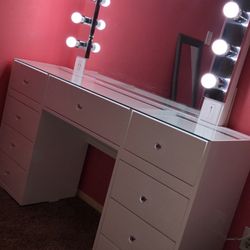 Makeup Vanity 