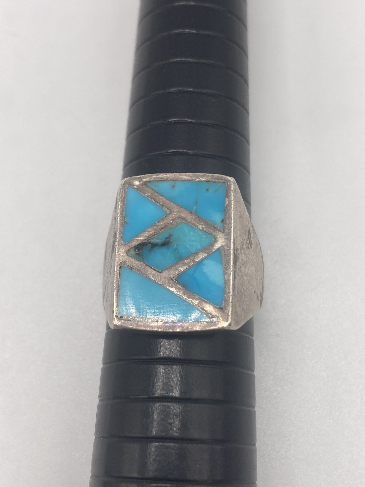 Native Inlaid Turquoise Cobblestone Ring